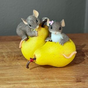 Fitz and Floyd, Charming Tails “We Make A Fun Pair” 89/174